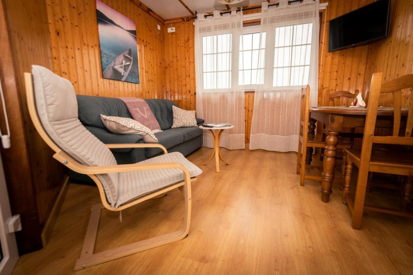 Apartamentos Cudillero Bilik gambar